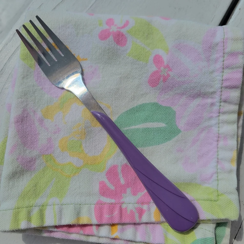 Fiesta Lilac Small Fork ~ Retired Color & Item ~ GUC ~ Fiestaware ~ Post-86